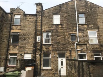 Property for auction in West Yorkshire)