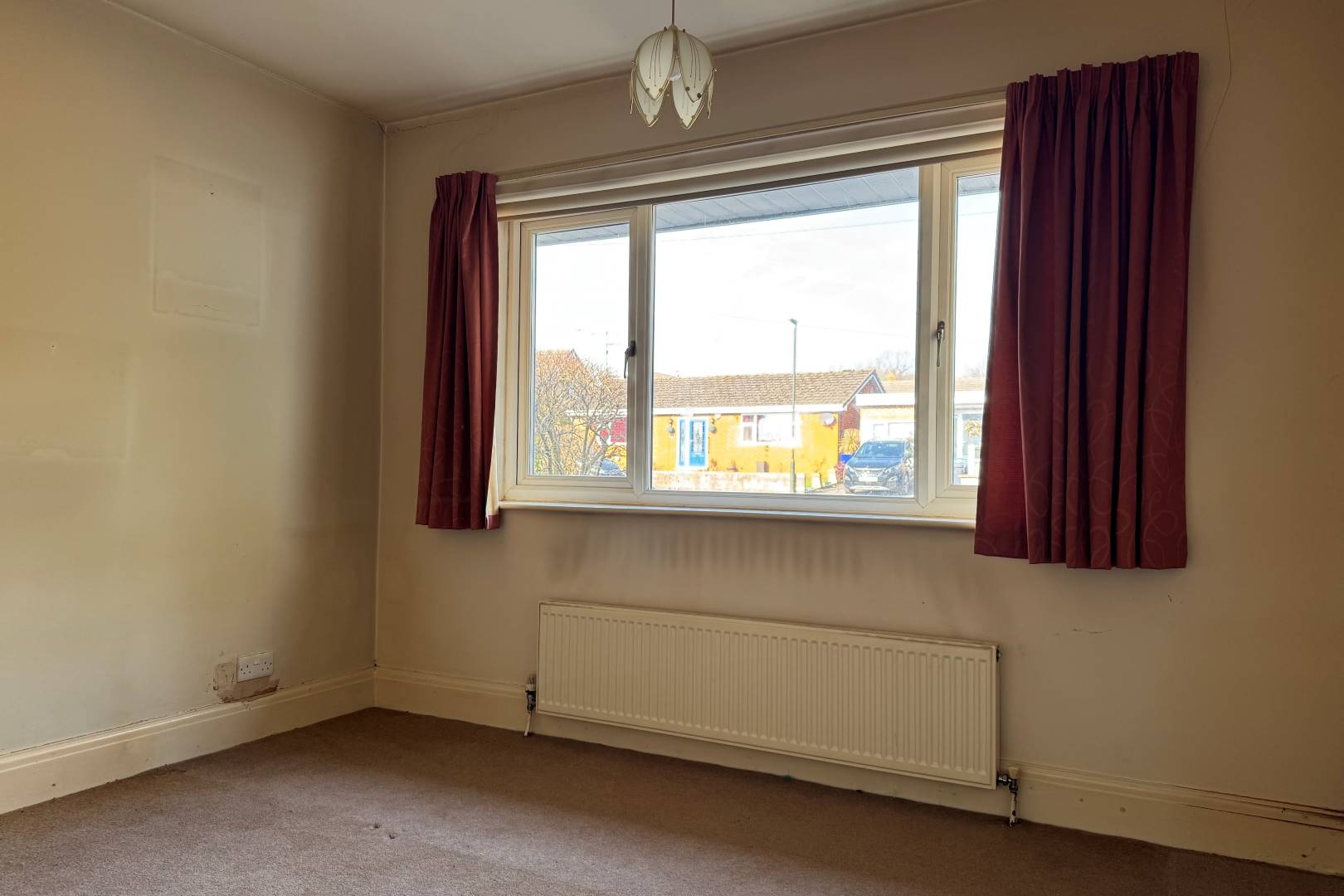 5 Cambrian Close, Chesterfield, S40 4LA