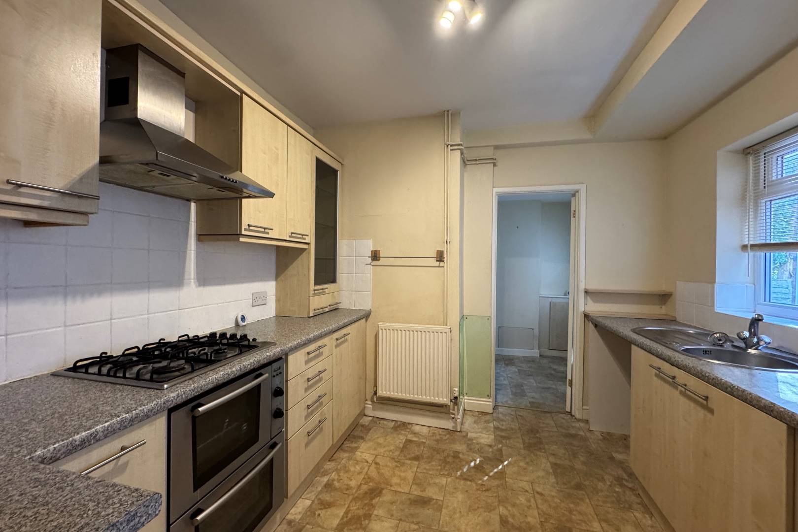 97 Old Hall Road, Chesterfield, S40 1HF