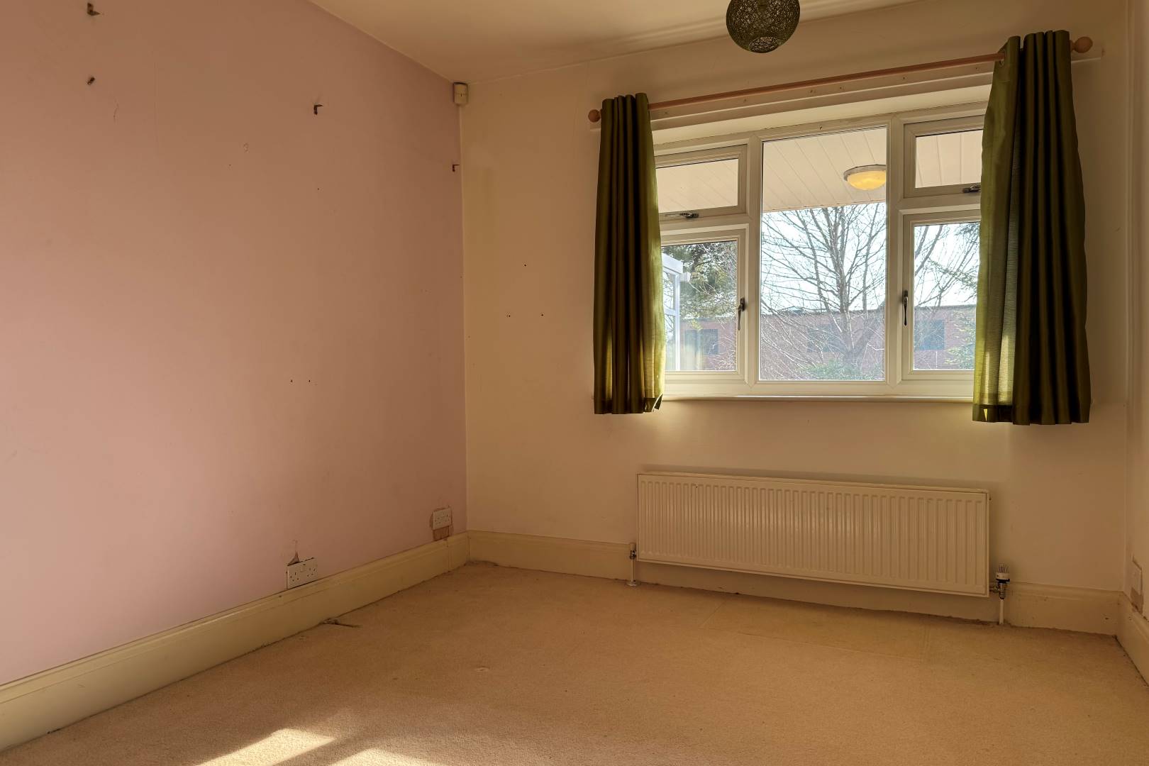 5 Cambrian Close, Chesterfield, S40 4LA