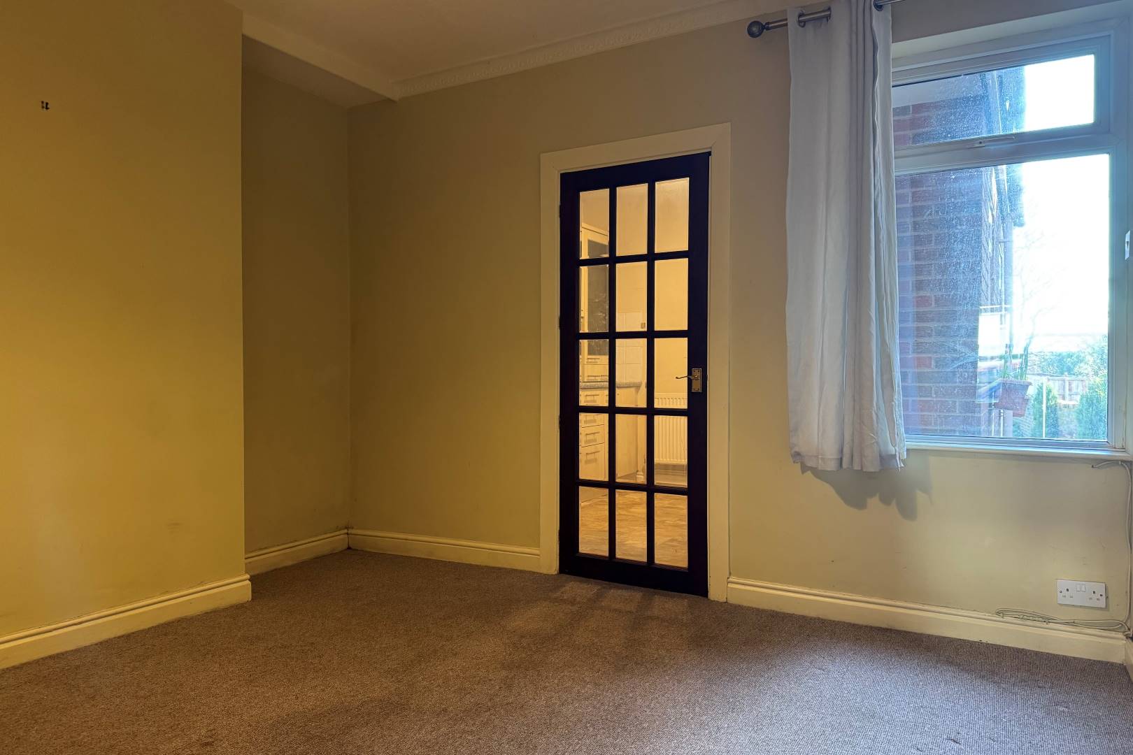 97 Old Hall Road, Chesterfield, S40 1HF