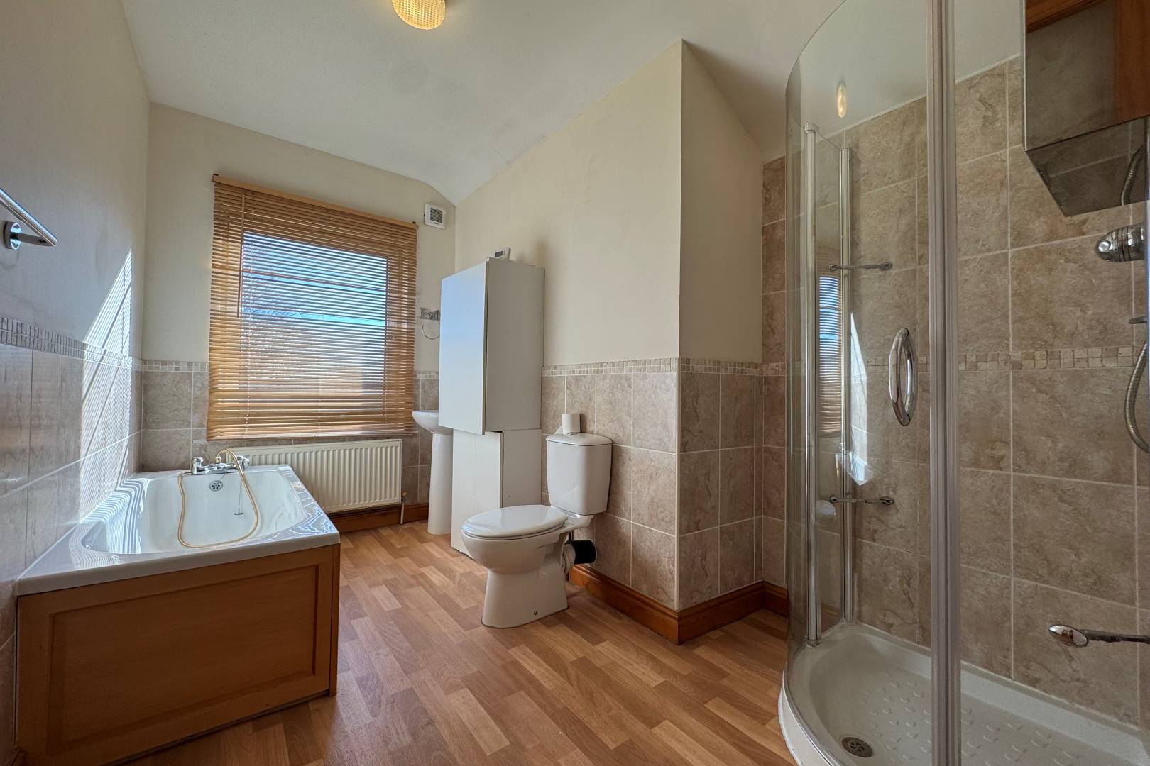 97 Old Hall Road, Chesterfield, S40 1HF