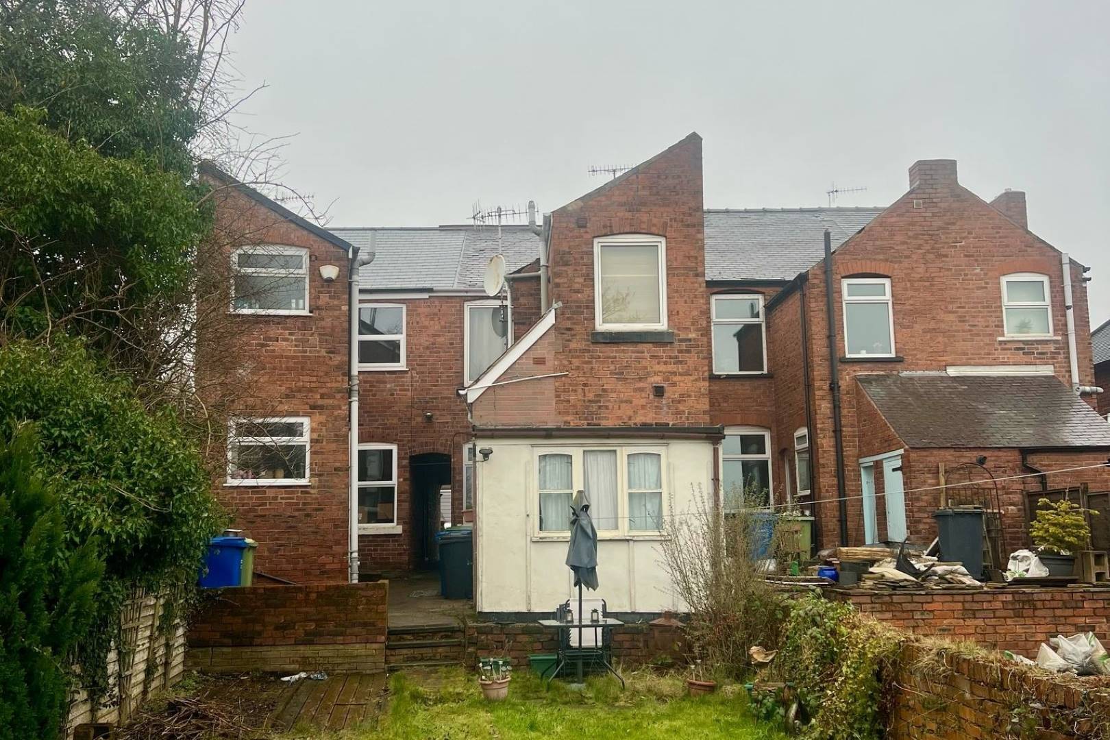 97 Old Hall Road, Chesterfield, S40 1HF