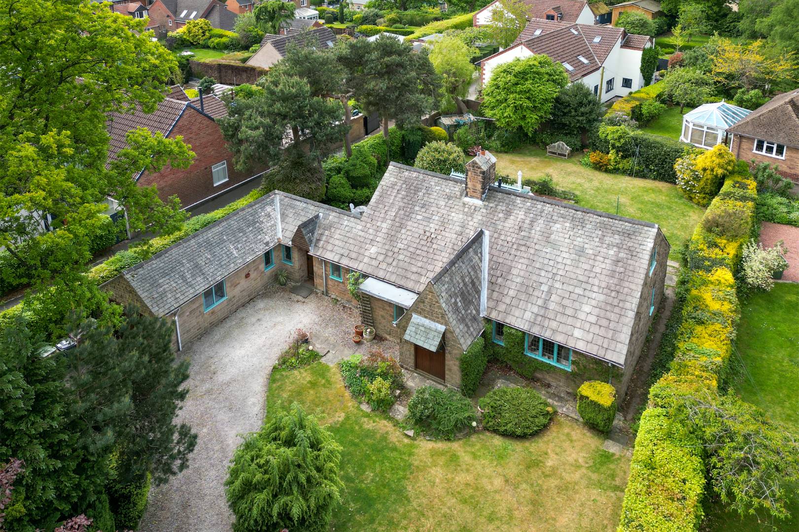 10 Hockley Lane, Wingerworth, Chesterfield, S42 6QG