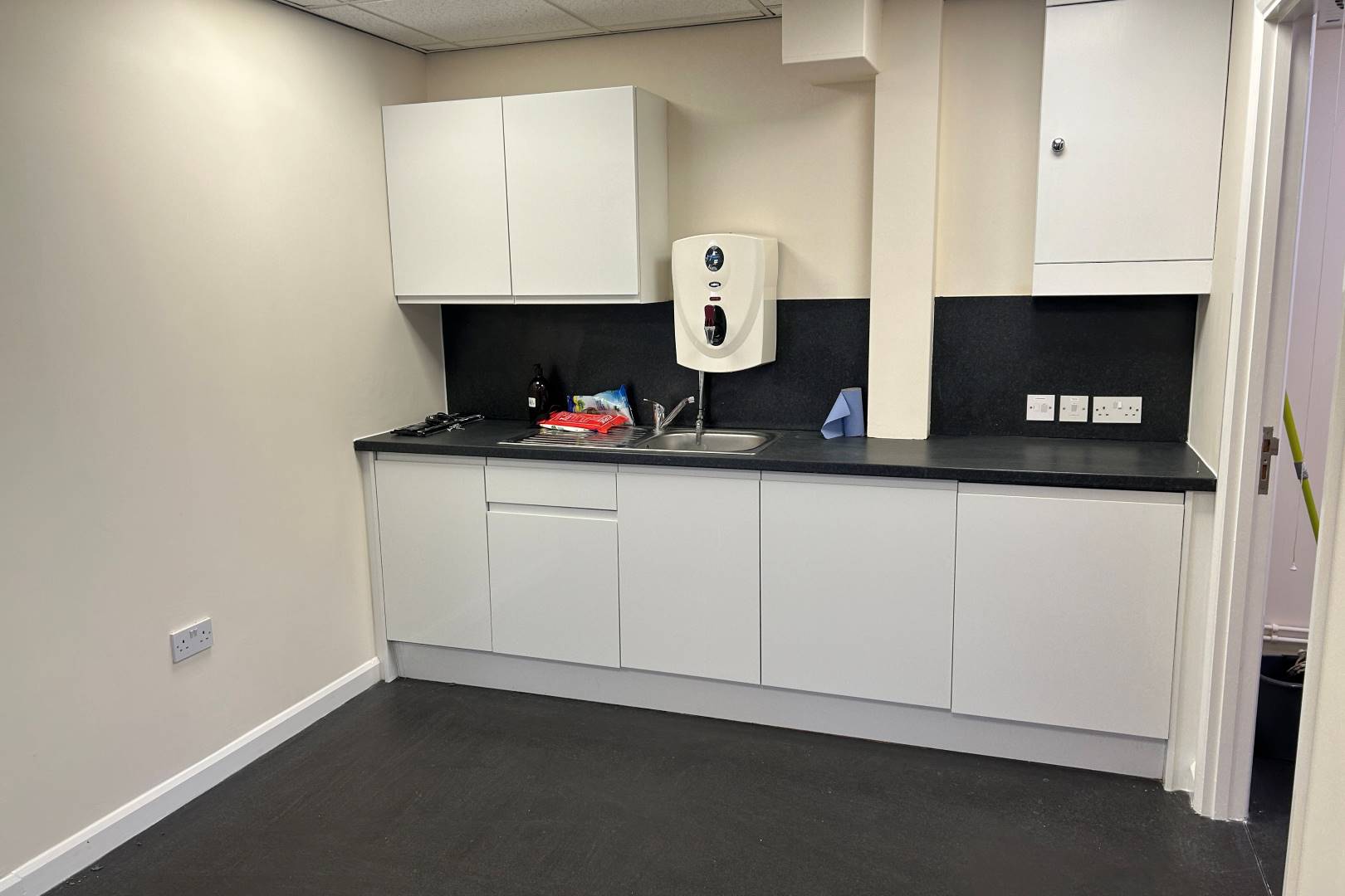 Unit 1, Piccadilly Heights, Wain Avenue, Chesterfield, S41 0GF