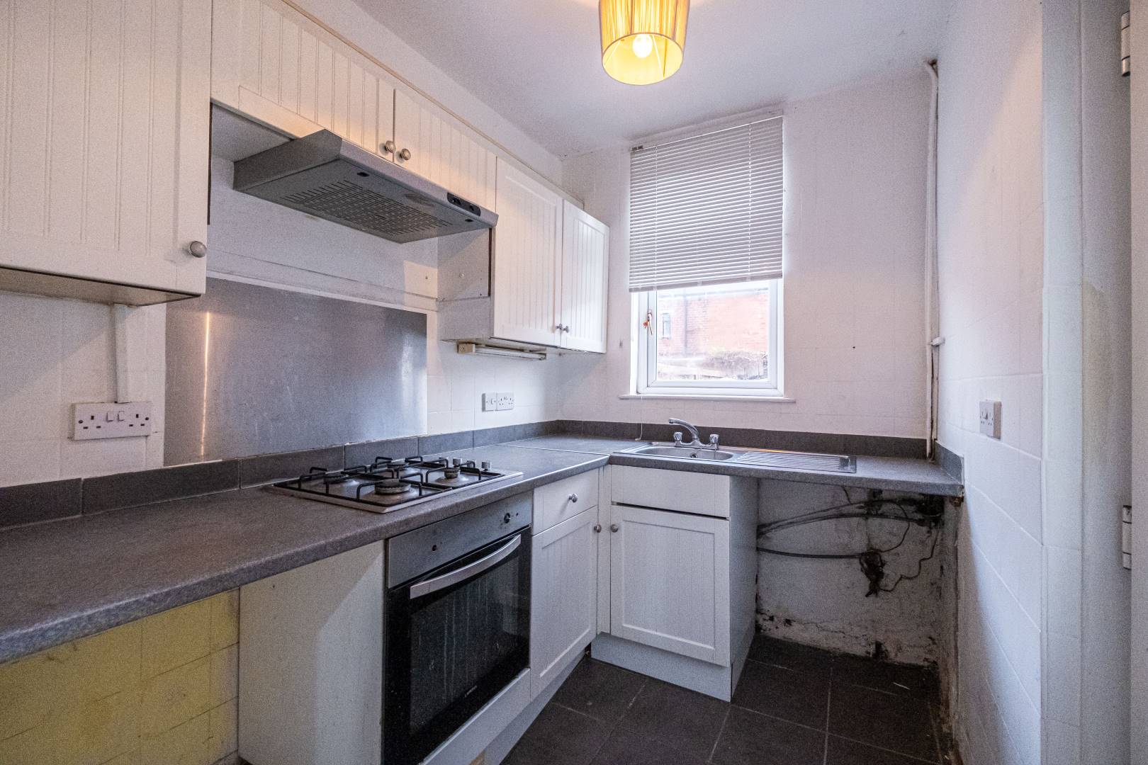 96 Park Road, Chesterfield, S40 2JX