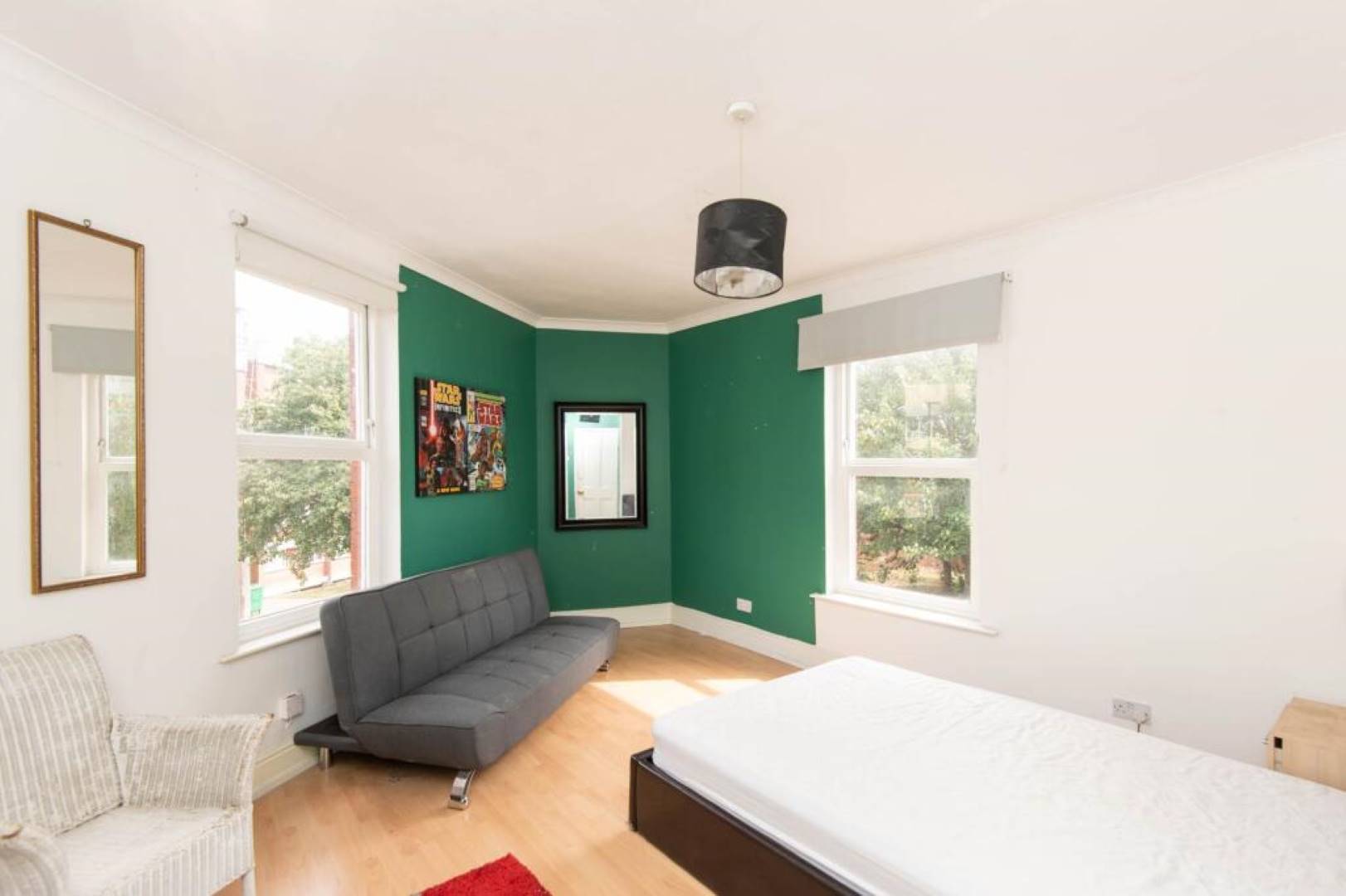 42 Club Garden Road, Sheffield, S11 8BU