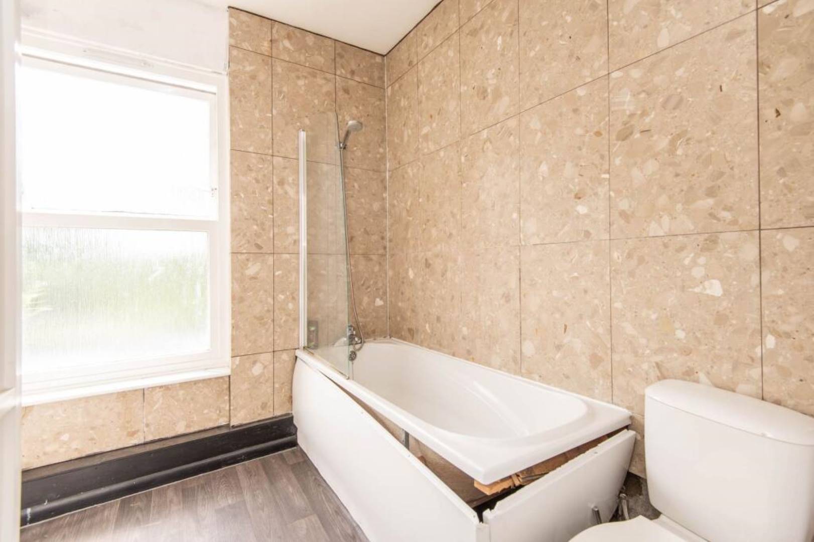 42 Club Garden Road, Sheffield, S11 8BU