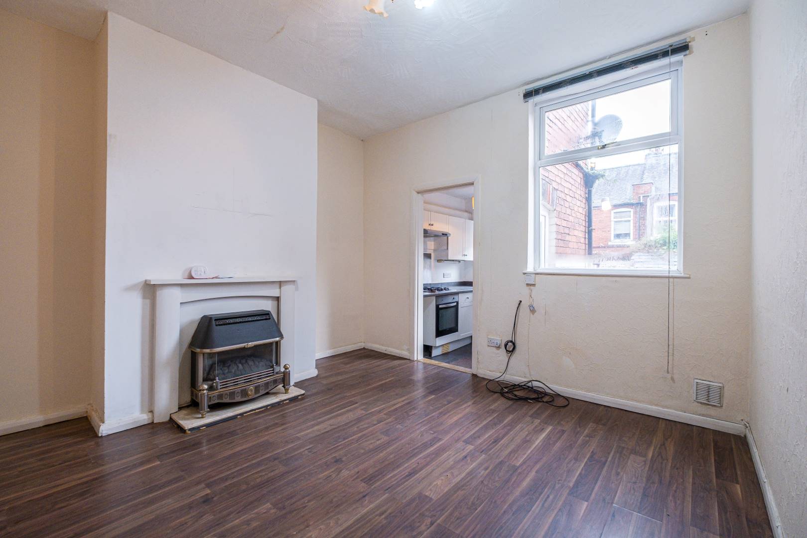 96 Park Road, Chesterfield, S40 2JX