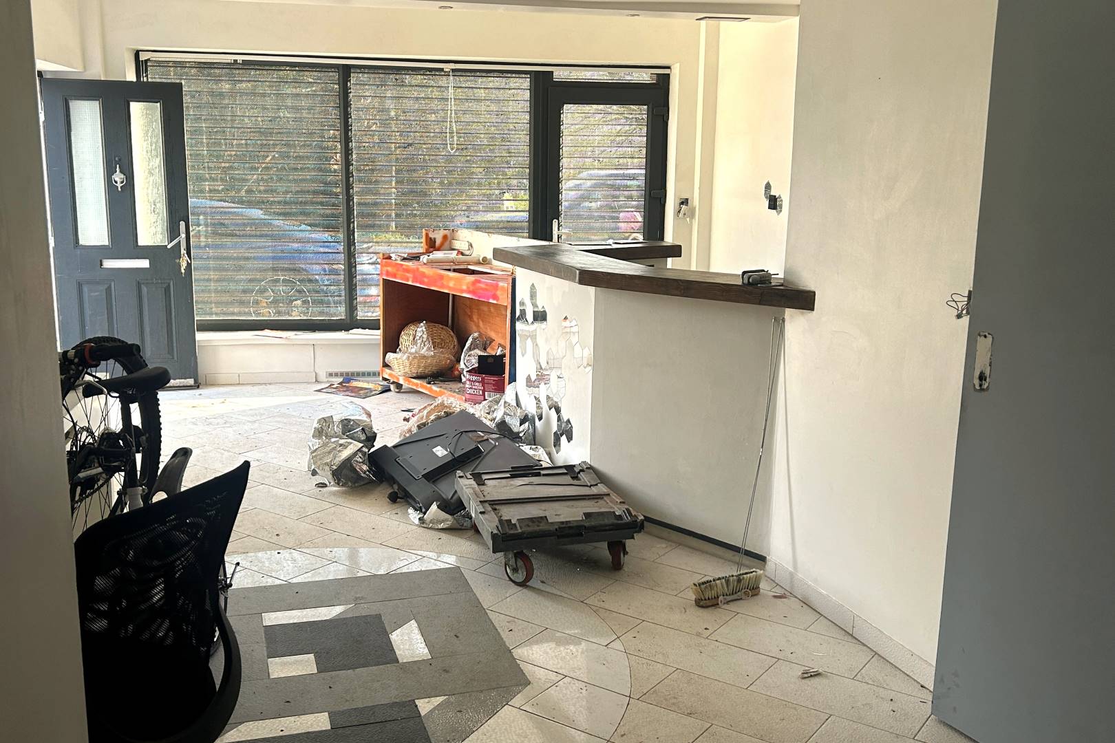 430 Abbeydale Road, Sheffield, S7 1FQ