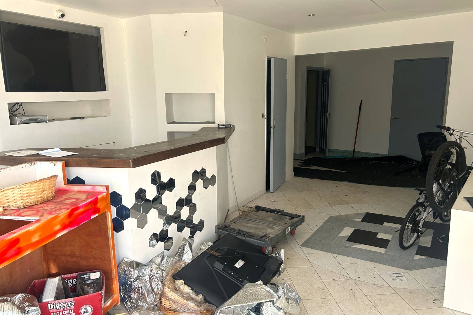 430 Abbeydale Road, Sheffield, S7 1FQ