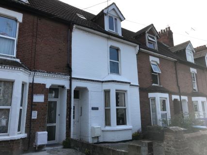 Property for auction in West Sussex)