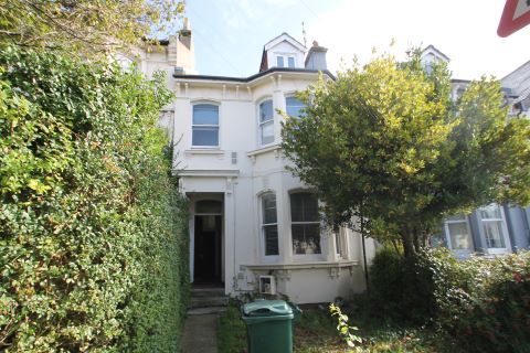 Property for auction in East Sussex)
