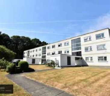 Property for auction in Essex)