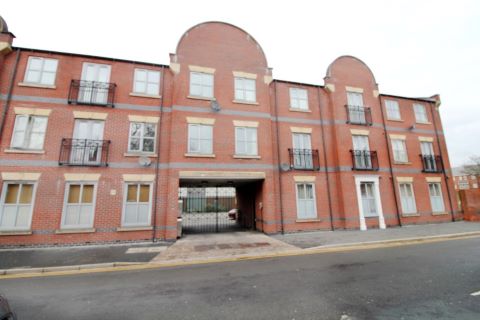 Property for auction in East Yorkshire)