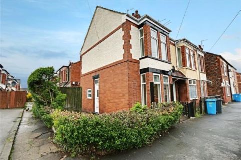 Property for auction in East Yorkshire)
