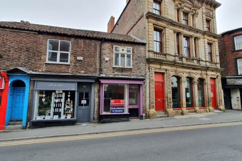 Property for auction in East Yorkshire)