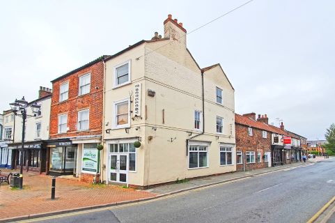 Property for auction in East Yorkshire)