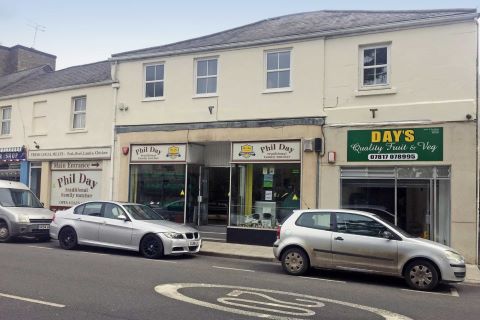 Property for auction in Avon)