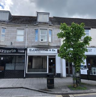 Property for auction in Mid Glamorgan)