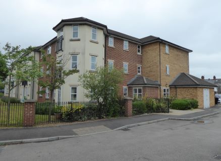 Property for auction in South Glamorgan)