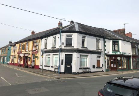 Property for auction in Dyfed)