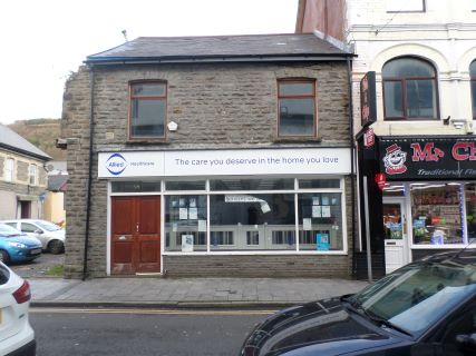 Property for auction in Mid Glamorgan)