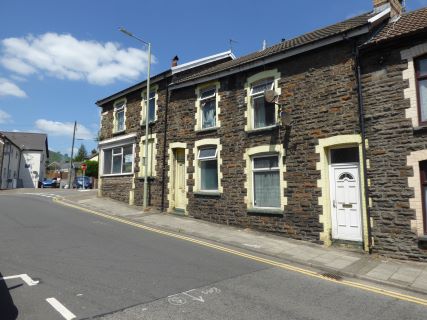 Property for auction in Mid Glamorgan)