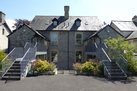 Property for auction in Mid Glamorgan)