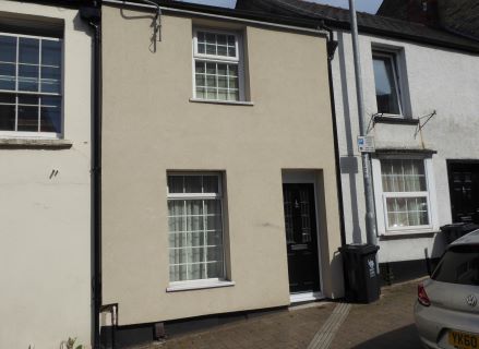 Property for auction in Gwent)