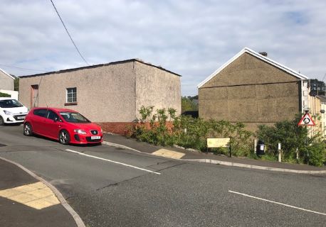 Property for auction in Dyfed)