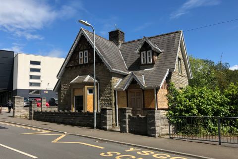 Property for auction in West Glamorgan)