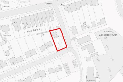 Property for auction in Mid Glamorgan)