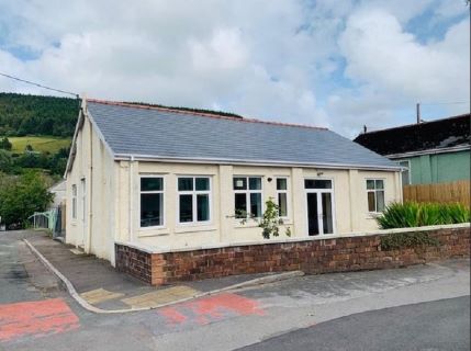 Property for auction in West Glamorgan)