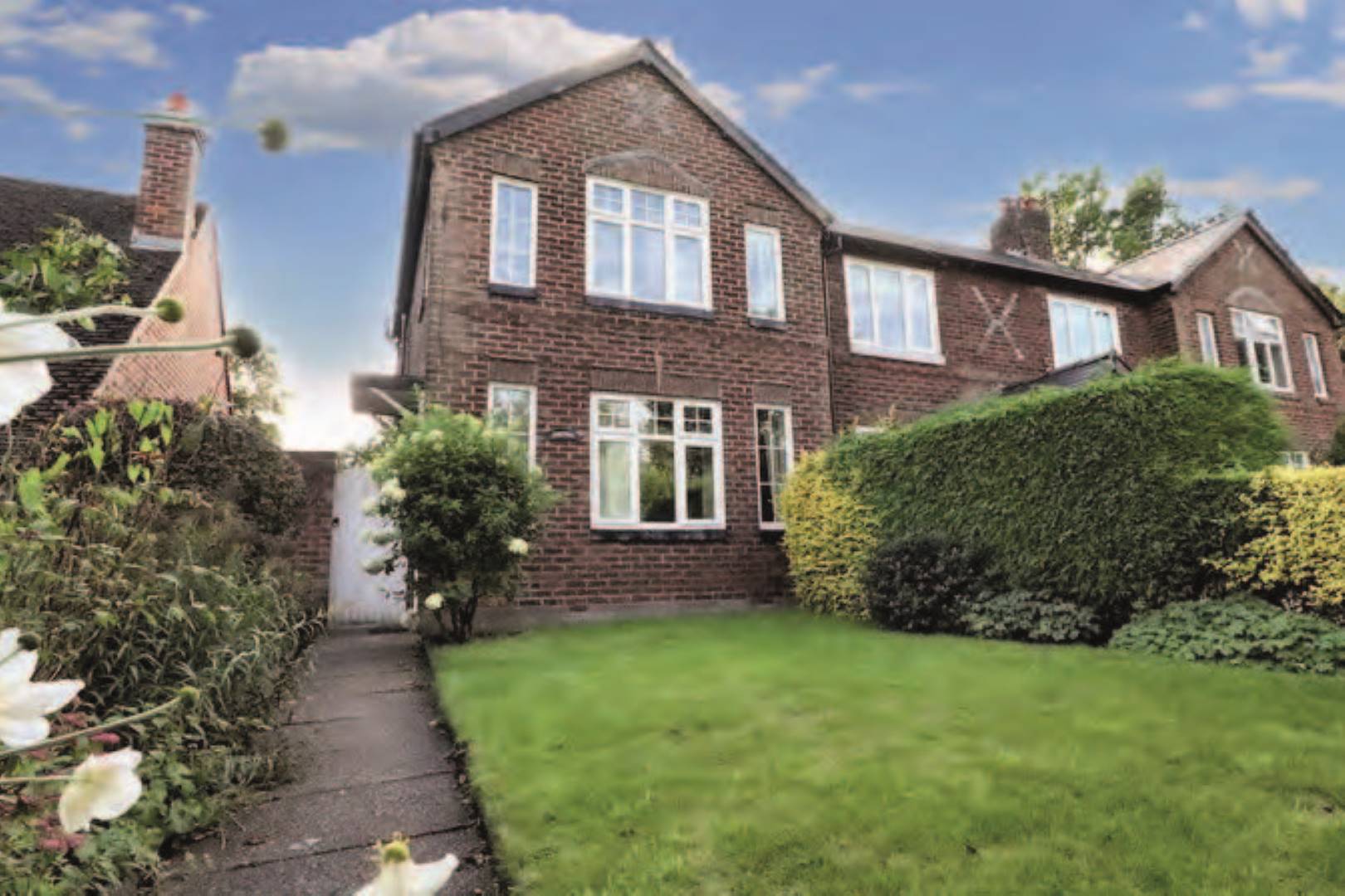 Lyntons, Reades Lane, Congleton, CW12 3LL