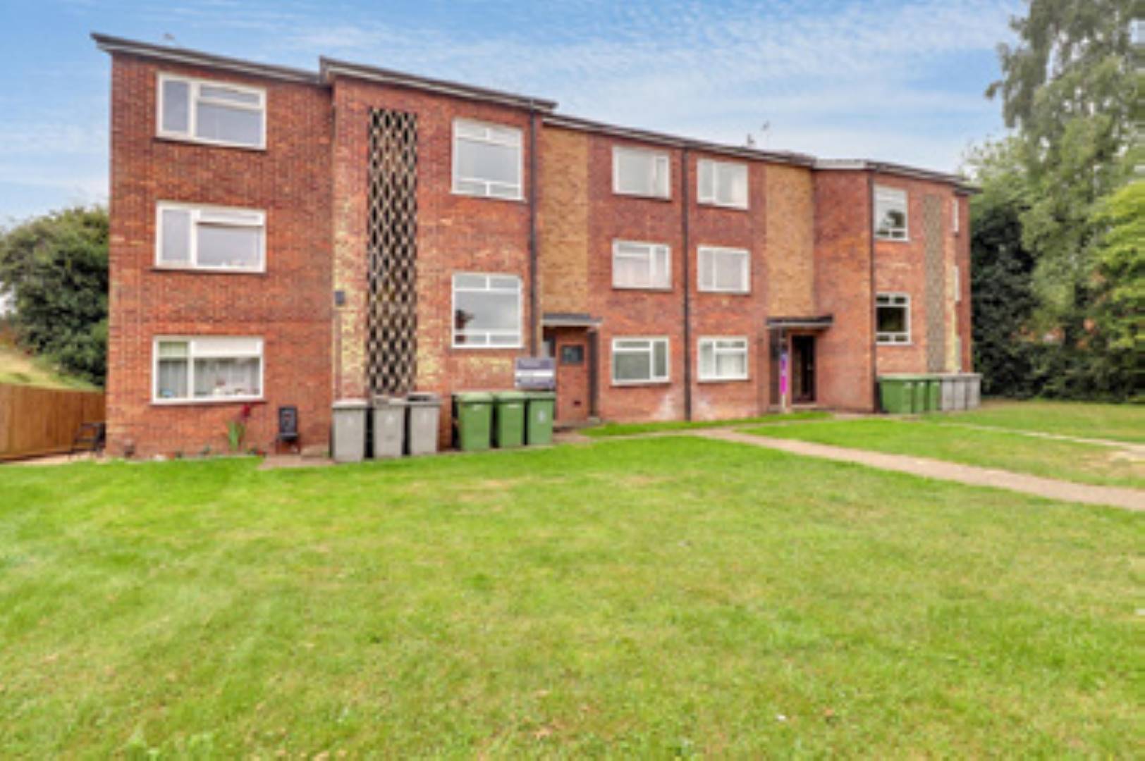 37 Lilian Cl, Norwich NR6 6RZ