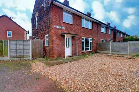 Property for auction in Staffordshire)