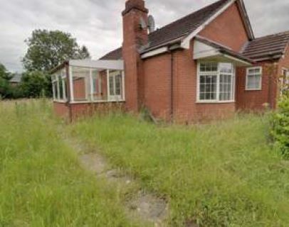 Property for auction in Cheshire)