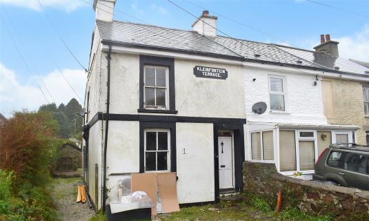 Property for auction in Cornwall)