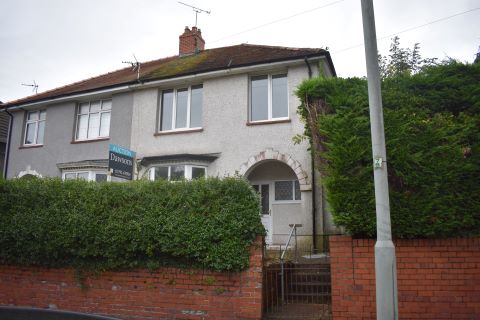 Property for auction in West Glamorgan)