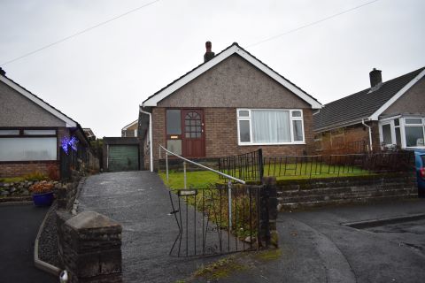 Property for auction in West Glamorgan)