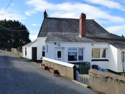 Property for auction in Dyfed)