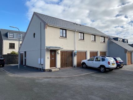 Property for auction in Dyfed)