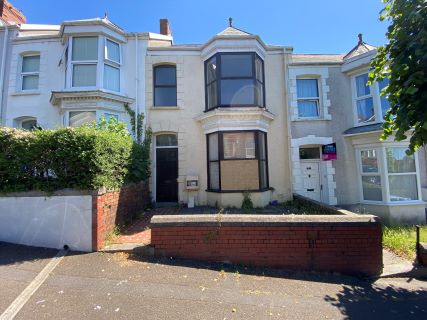 Property for auction in West Glamorgan)
