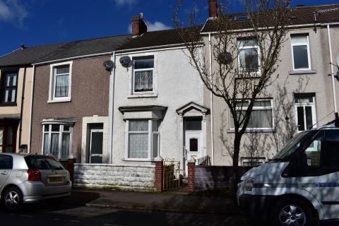 Property for auction in West Glamorgan)