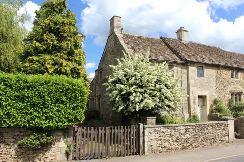 Property for auction in Wiltshire)