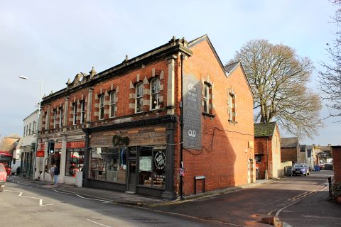 Property for auction in Wiltshire)