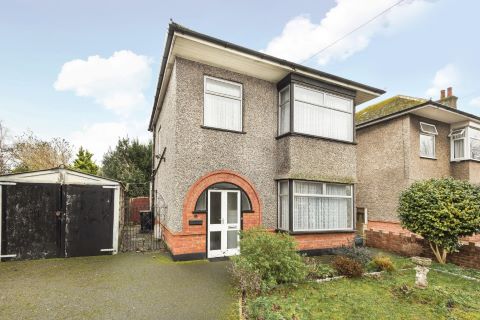 Property for auction in Dorset)