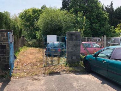 Property for auction in Hampshire)