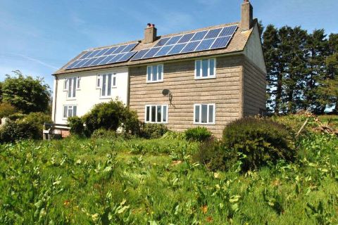 Property for auction in Devon)